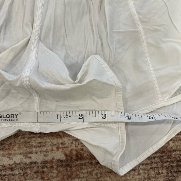 Lululemon White Hotty Hot Shorts Size 8T EUC Women Athletic Lined Gym Running - Picture 7 of 7